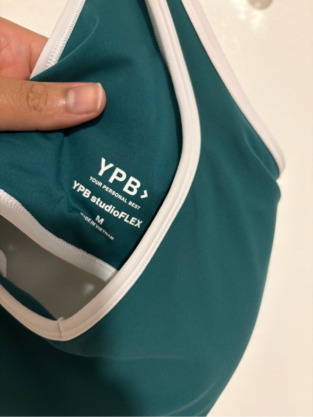 Abercrombie YPB studioFlex Sports Bra in Medium - Picture 3 of 3